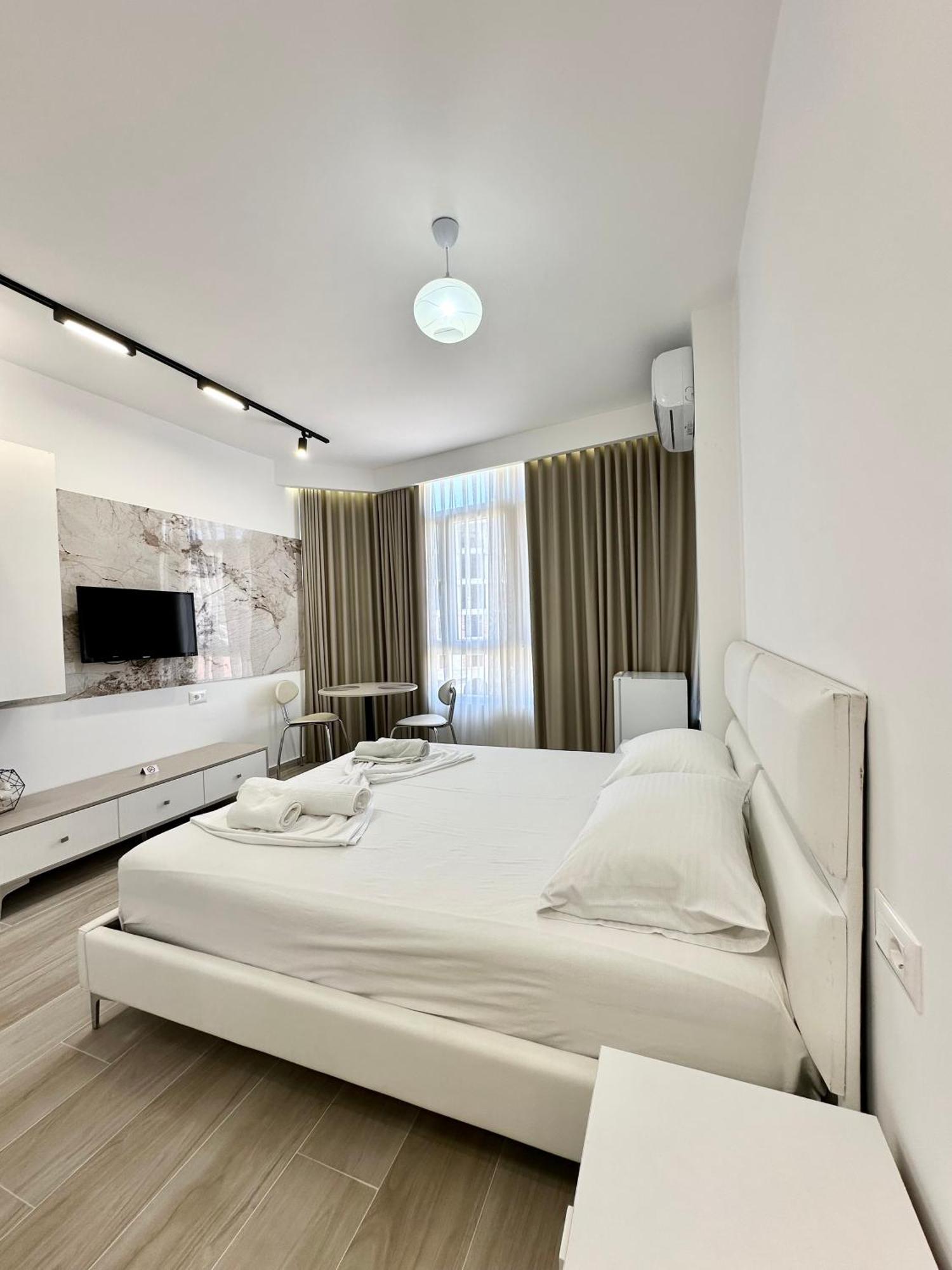 Al Mare Rooms ซารานเดอ ภายนอก รูปภาพ