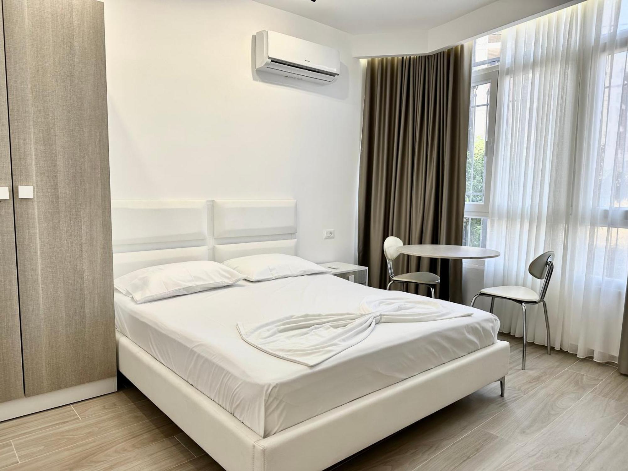 Al Mare Rooms ซารานเดอ ภายนอก รูปภาพ
