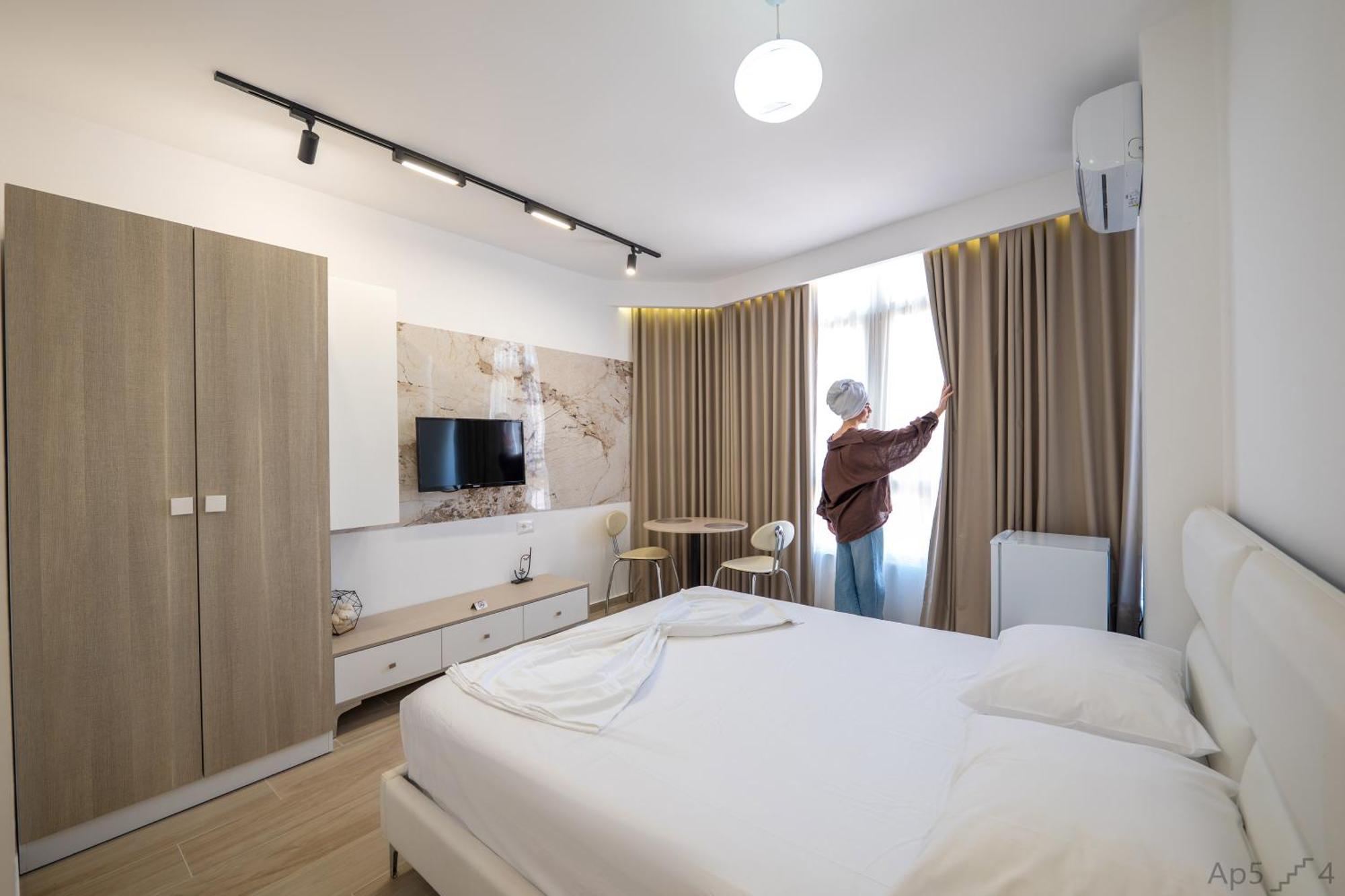 Al Mare Rooms ซารานเดอ ภายนอก รูปภาพ